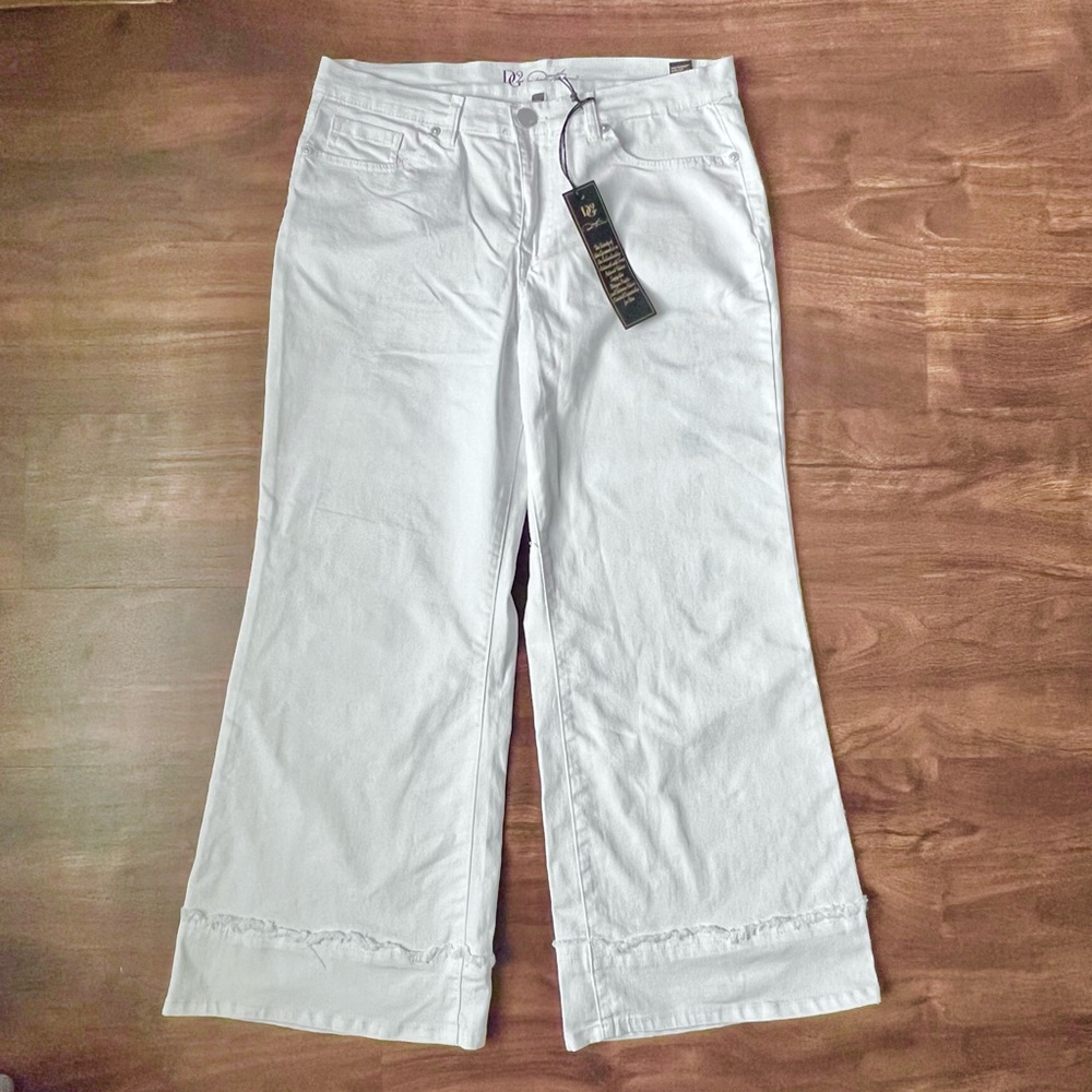 DG2 Diane Gilman Jeans White Stretch Wide Leg With Accents Women’s Size 16P NWT
